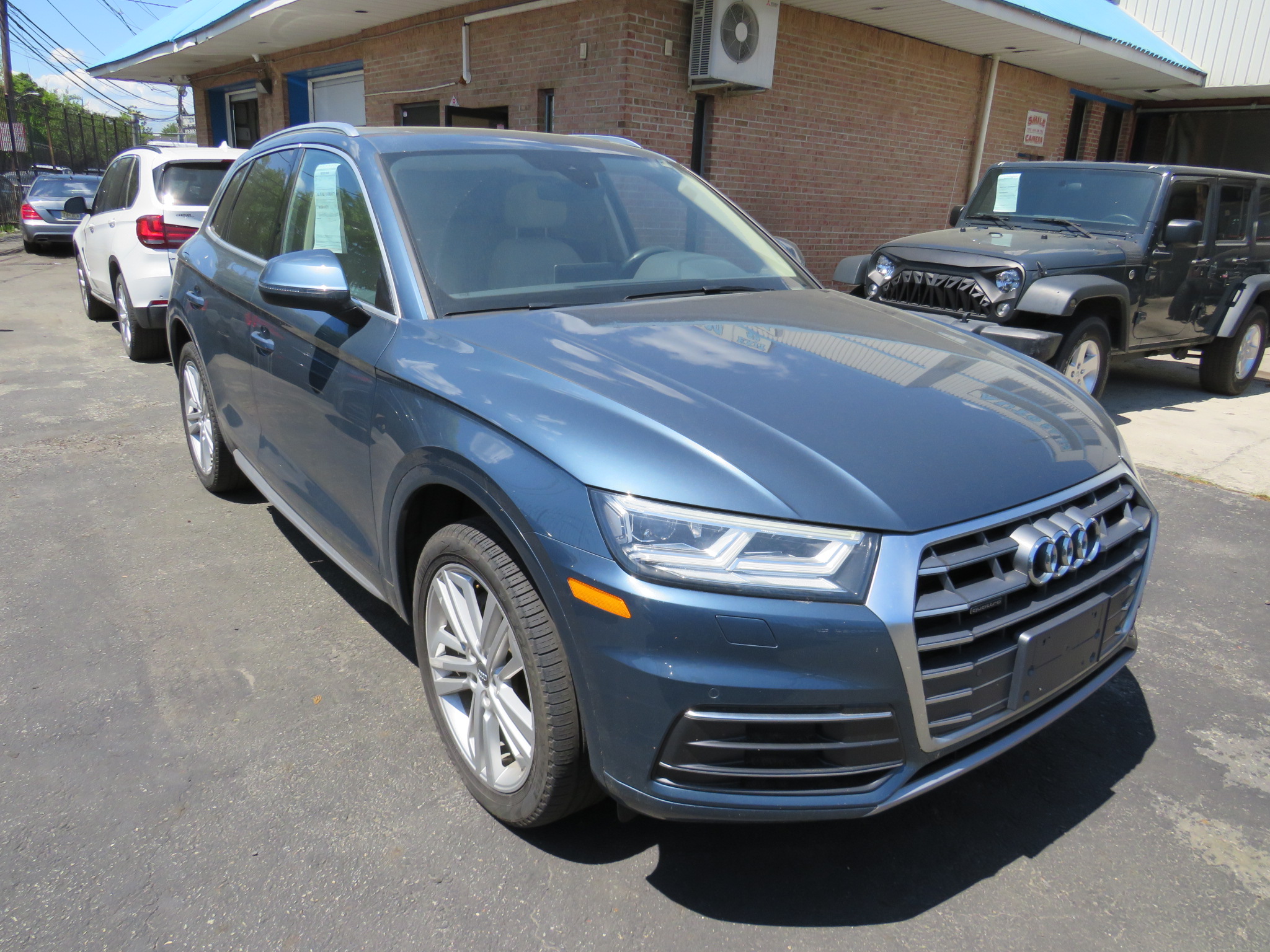 Alpine Auto Salvage Buy Rebuildable Q5, A7, S6, FLYING SPUR, X4, F350, FTYPE, WRANGLER